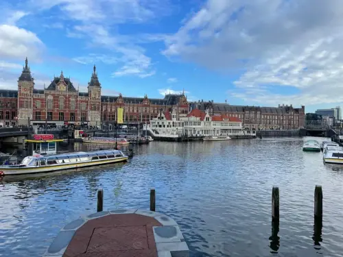 Expert Removals to and from the Netherlands ###Regal Moving & Storage###